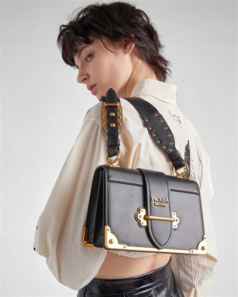 cahier prada black